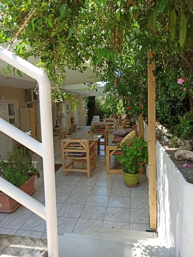 Heras Garden * ואסיליקי