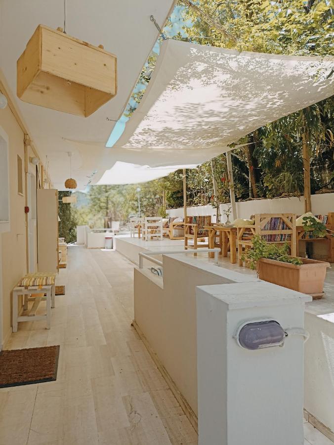 Heras Garden דירה *